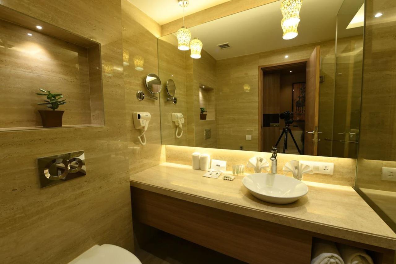 Surestay Plus By Best Western Amritsar Bagian luar foto