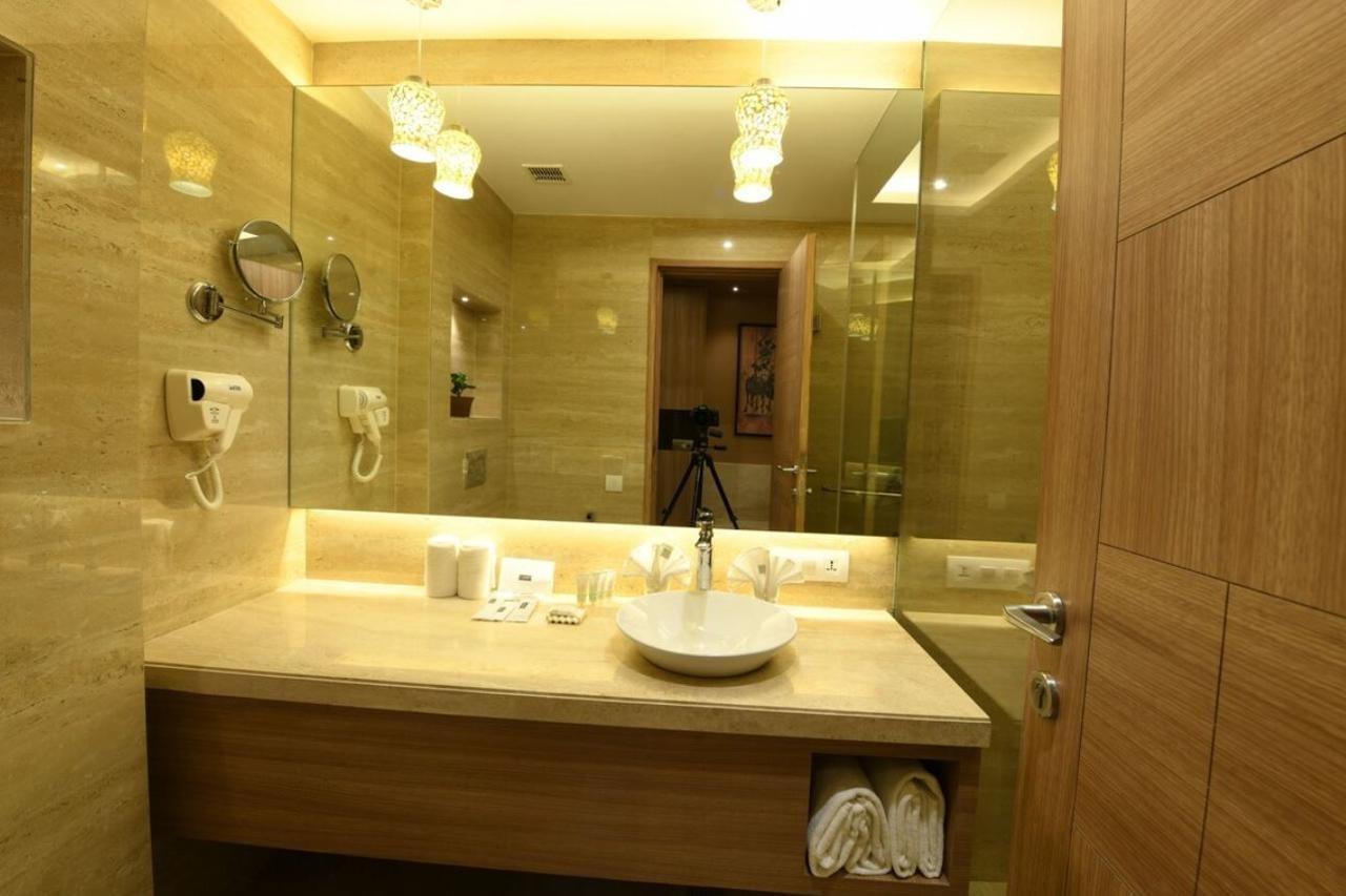 Surestay Plus By Best Western Amritsar Bagian luar foto