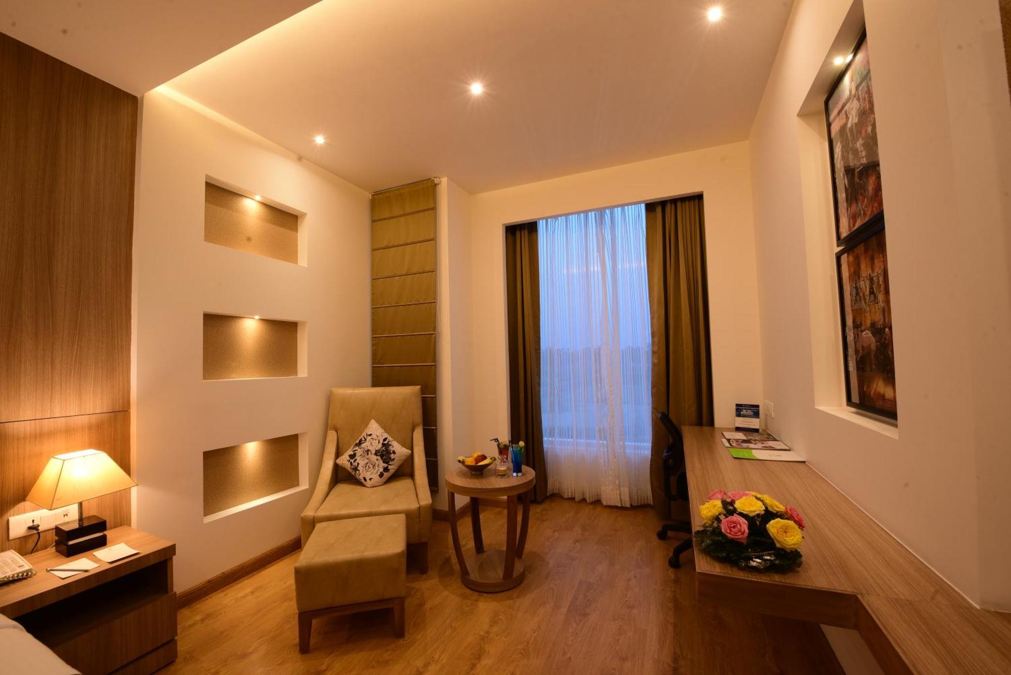 Surestay Plus By Best Western Amritsar Bagian luar foto
