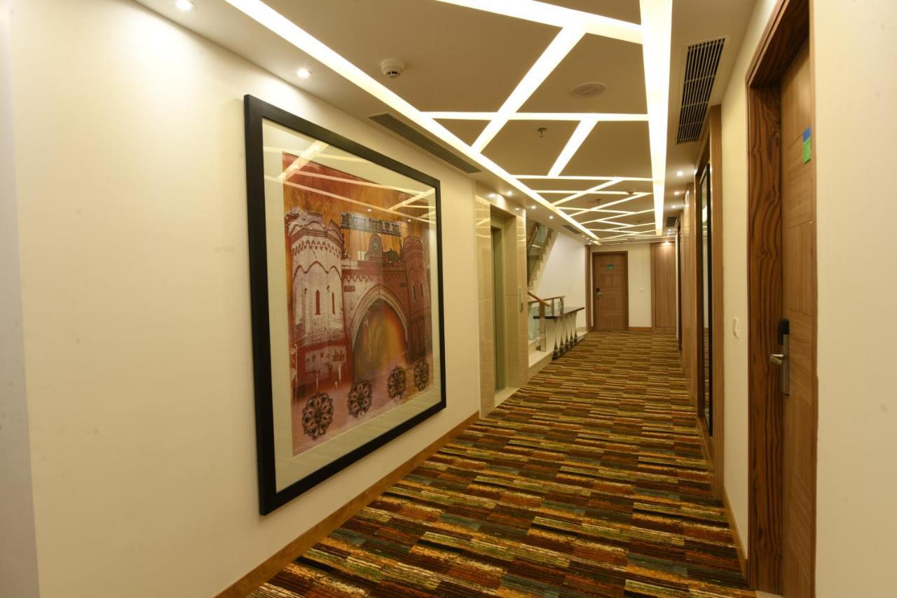 Surestay Plus By Best Western Amritsar Bagian luar foto