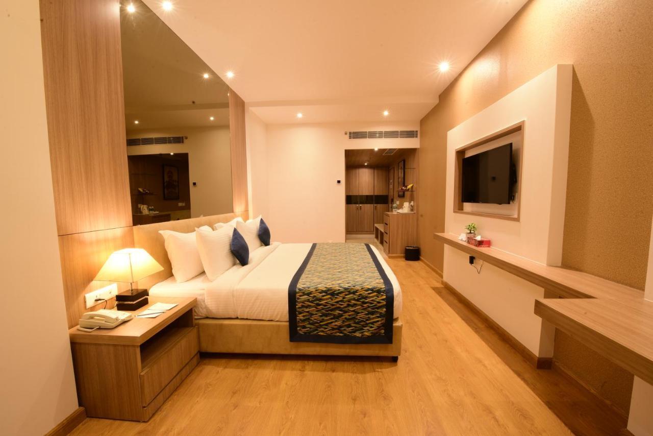 Surestay Plus By Best Western Amritsar Bagian luar foto
