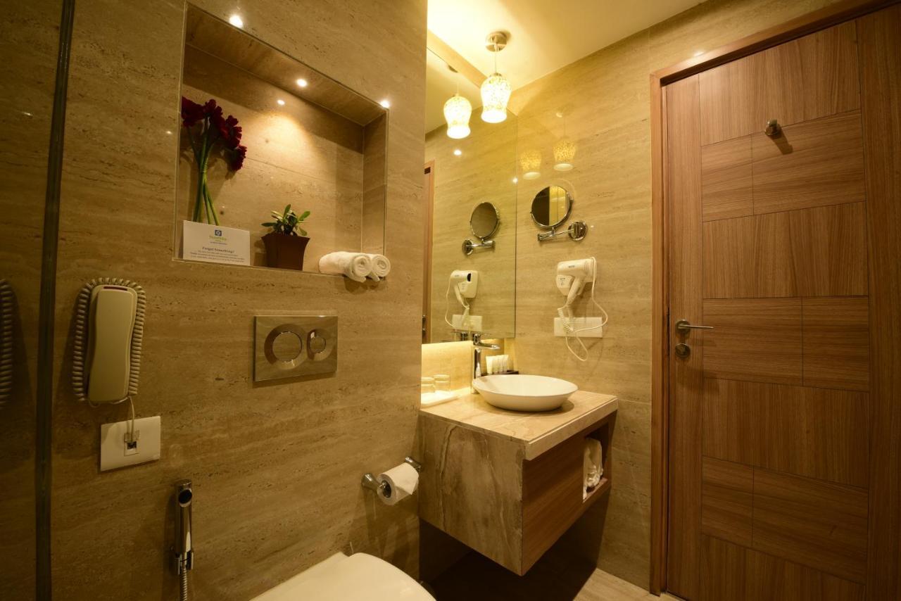 Surestay Plus By Best Western Amritsar Bagian luar foto