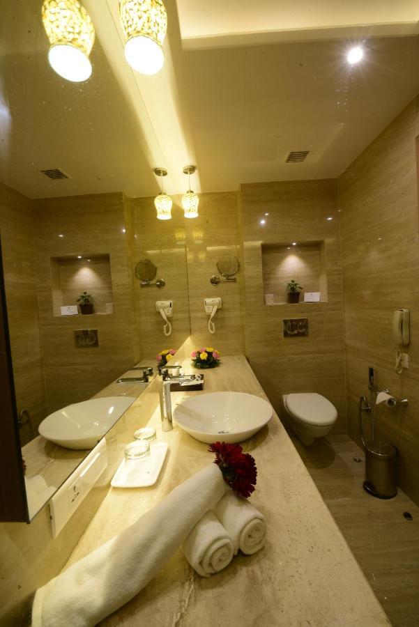 Surestay Plus By Best Western Amritsar Bagian luar foto