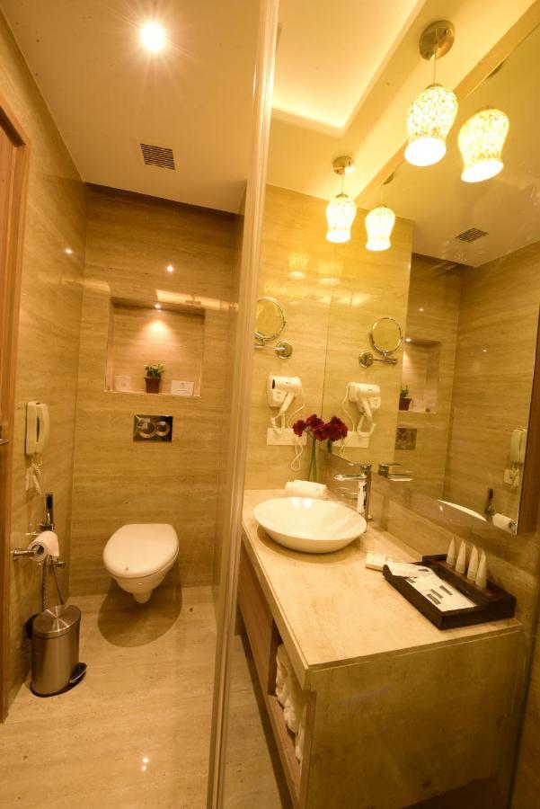 Surestay Plus By Best Western Amritsar Bagian luar foto