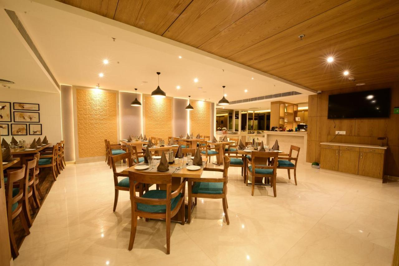 Surestay Plus By Best Western Amritsar Bagian luar foto
