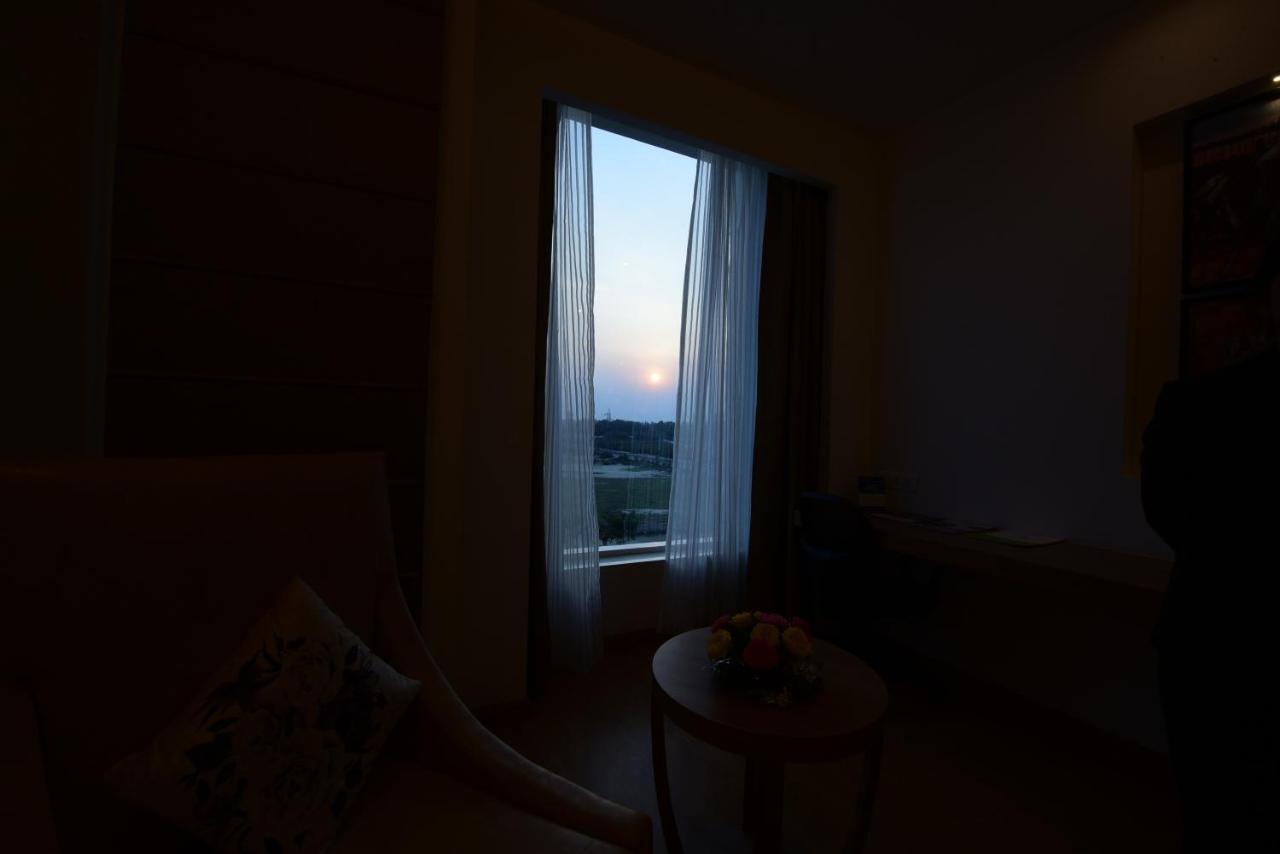 Surestay Plus By Best Western Amritsar Bagian luar foto